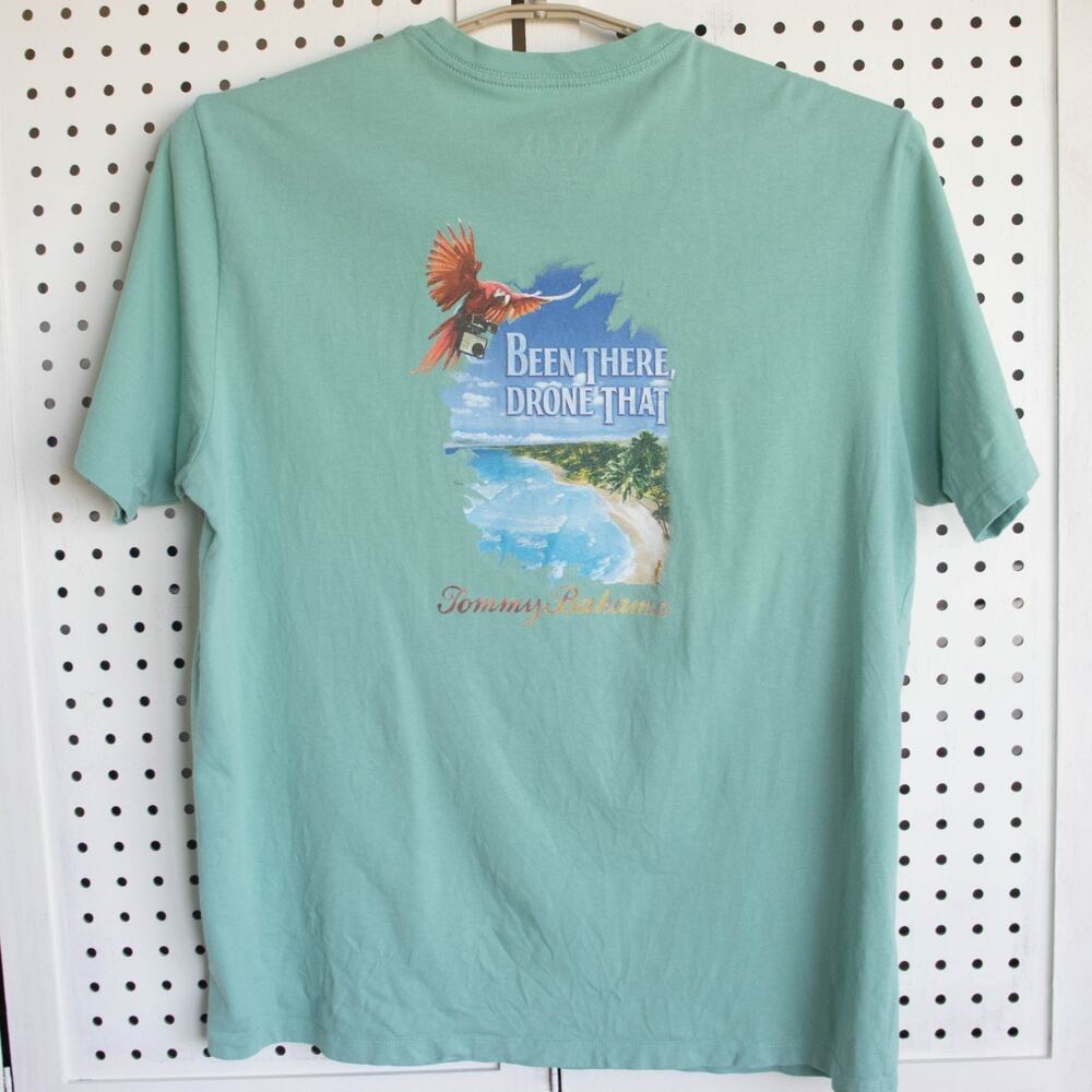 Tommy Bahama Mens SIZE L Been There Drone That T Shirt Beach Vacation